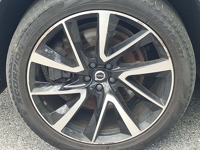 2023 Volvo XC90 Recharge Plug-In Hybrid Ultimate Dark Theme