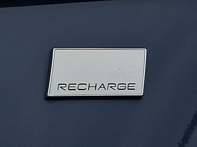 2023 Volvo XC90 Recharge Plug-In Hybrid Ultimate Dark Theme