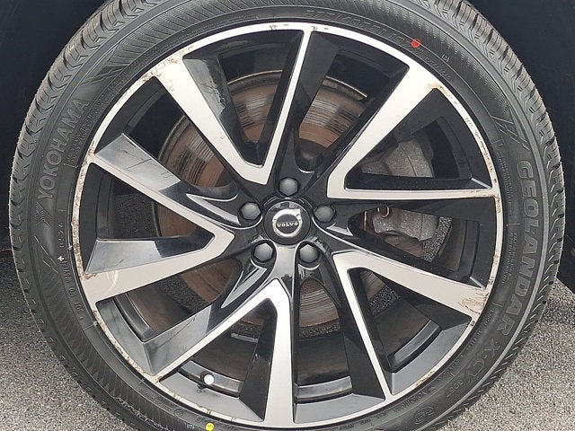 2023 Volvo XC90 Recharge Plug-In Hybrid Ultimate Dark Theme