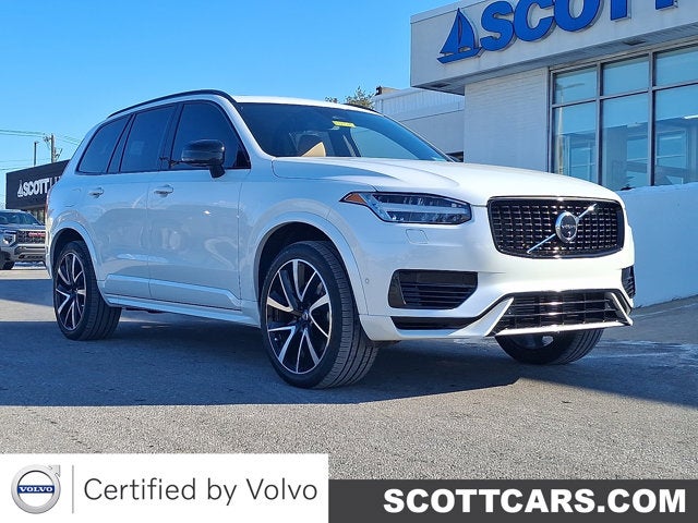 2023 Volvo XC90 Recharge Plug-In Hybrid Ultimate Dark Theme