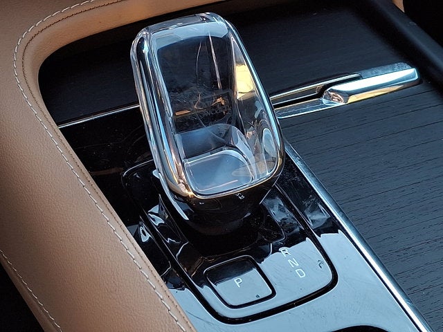 2023 Volvo XC90 Recharge Plug-In Hybrid Ultimate Dark Theme