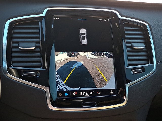 2023 Volvo XC90 Recharge Plug-In Hybrid Ultimate Dark Theme