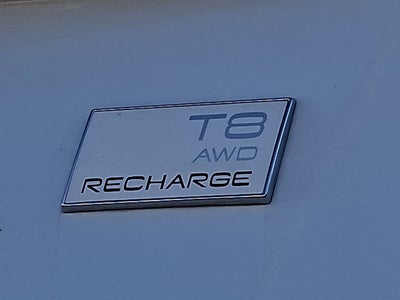 2023 Volvo XC90 Recharge Plug-In Hybrid Ultimate Dark Theme