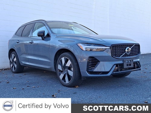 2024 Volvo XC60 Recharge Plug-In Hybrid T8 Plus Dark Theme