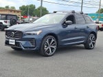 2024 Volvo XC60 Recharge Plug-In Hybrid Ultimate Dark Theme