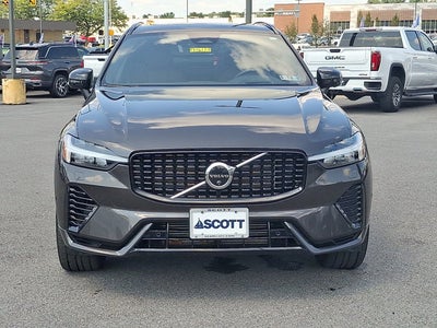 2024 Volvo XC60 Recharge Plug-In Hybrid Ultimate Dark Theme
