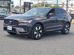 2024 Volvo XC60 Recharge Plug-In Hybrid Ultimate Dark Theme