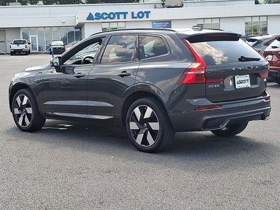 2024 Volvo XC60 Recharge Plug-In Hybrid Ultimate Dark Theme