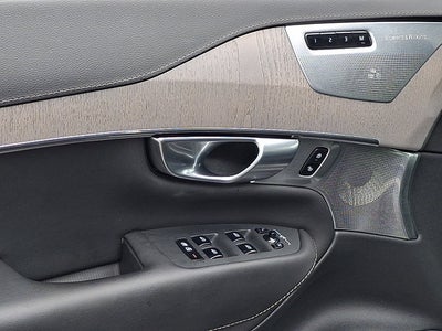 2025 Volvo XC90 Plug-In Hybrid Ultra
