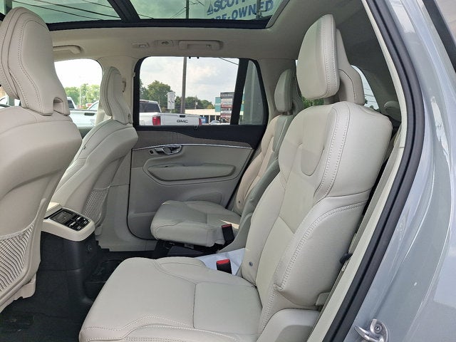 2025 Volvo XC90 Plug-In Hybrid Ultra