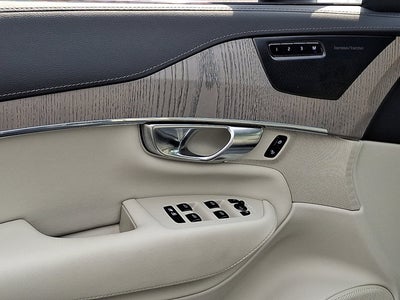 2025 Volvo XC90 Plug-In Hybrid Ultra