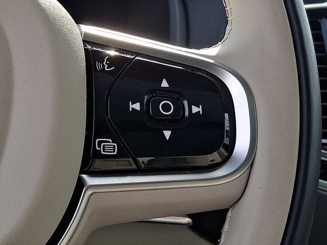 2025 Volvo XC90 Plug-In Hybrid Ultra