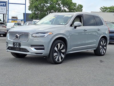 2025 Volvo XC90 Plug-In Hybrid Ultra