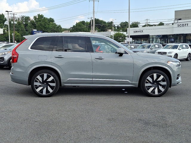 2025 Volvo XC90 Plug-In Hybrid Ultra