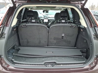 2025 Volvo XC90 Plug-In Hybrid Ultra