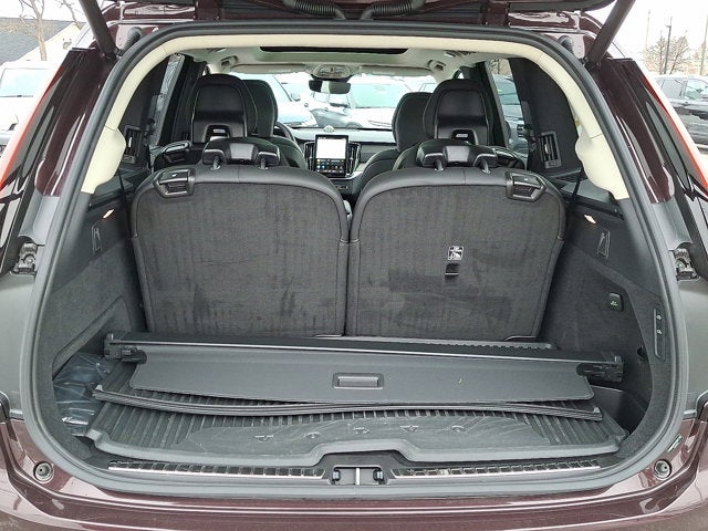 2025 Volvo XC90 Plug-In Hybrid Ultra