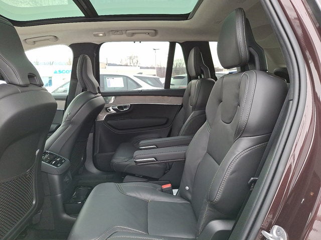 2025 Volvo XC90 Plug-In Hybrid Ultra