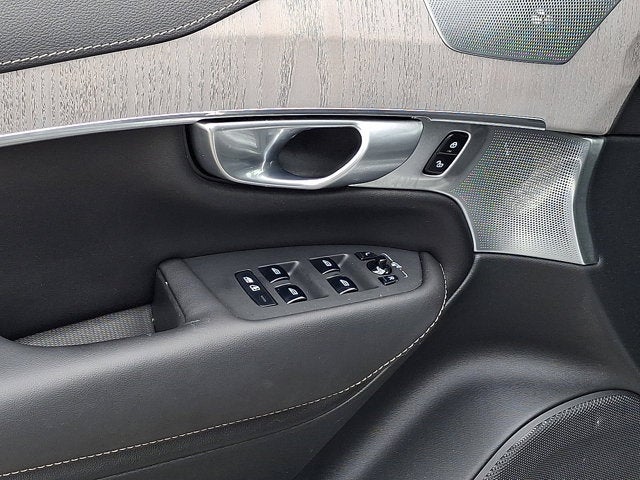 2024 Volvo XC90 Recharge Plug-In Hybrid Ultimate