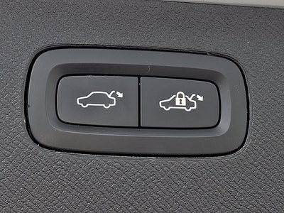 2024 Volvo XC90 Recharge Plug-In Hybrid Ultimate