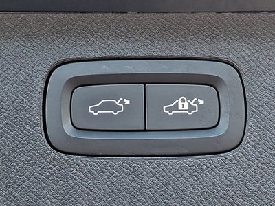 2024 Volvo XC90 Recharge Plug-In Hybrid Ultimate