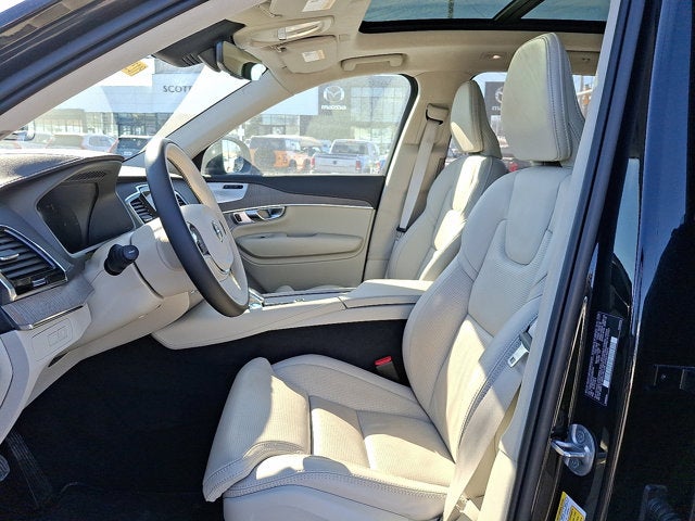 2025 Volvo XC90 Plug-In Hybrid Ultra