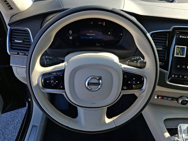 2025 Volvo XC90 Plug-In Hybrid Ultra