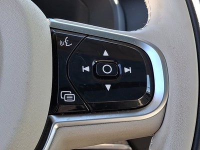 2025 Volvo XC90 Plug-In Hybrid Ultra