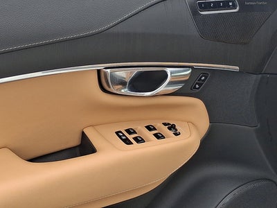 2025 Volvo XC90 Plug-In Hybrid Ultra