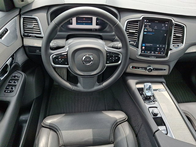 2025 Volvo XC90 Plug-In Hybrid Ultra