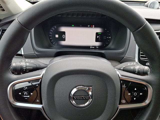 2025 Volvo XC90 Plug-In Hybrid Ultra