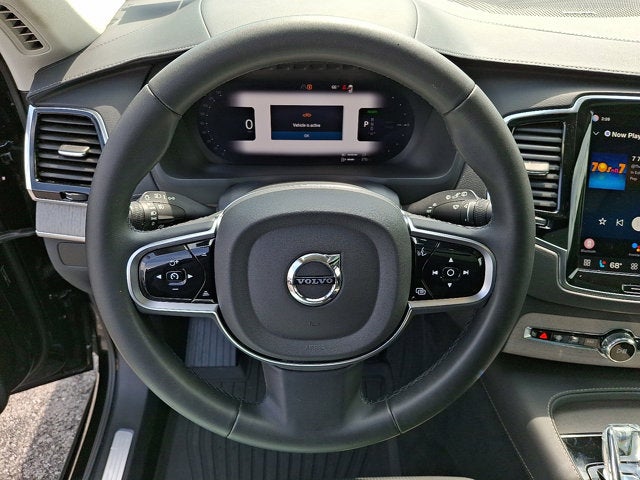 2025 Volvo XC90 Plug-In Hybrid Ultra
