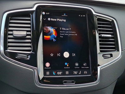 2025 Volvo XC90 Plug-In Hybrid Ultra