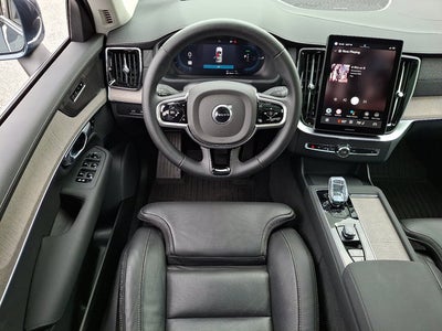 2025 Volvo XC90 Plug-In Hybrid Ultra