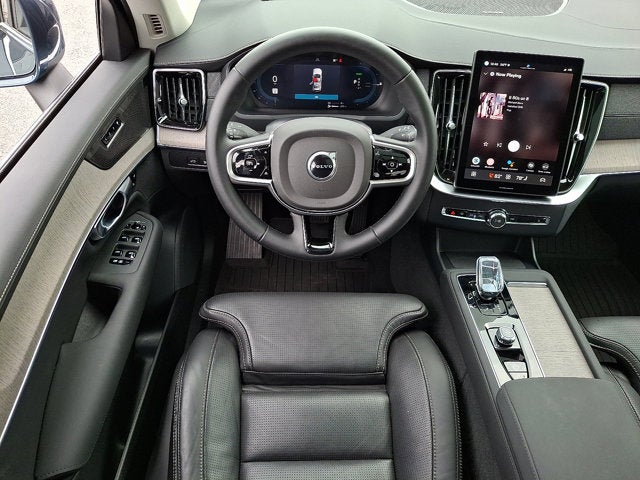 2025 Volvo XC90 Plug-In Hybrid Ultra