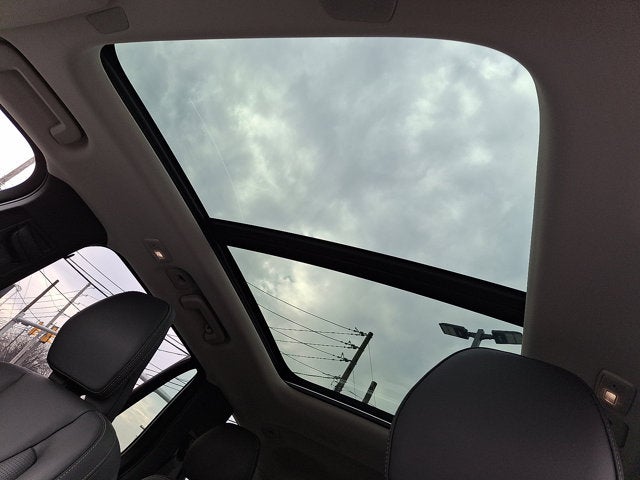 2025 Volvo XC90 Plug-In Hybrid Ultra