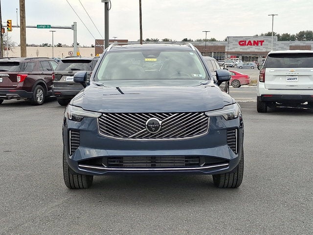 2025 Volvo XC90 Plug-In Hybrid Ultra