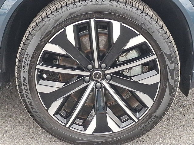 2025 Volvo XC90 Plug-In Hybrid Ultra