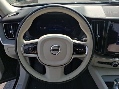 2025 Volvo XC60 Plug-In Hybrid Plus