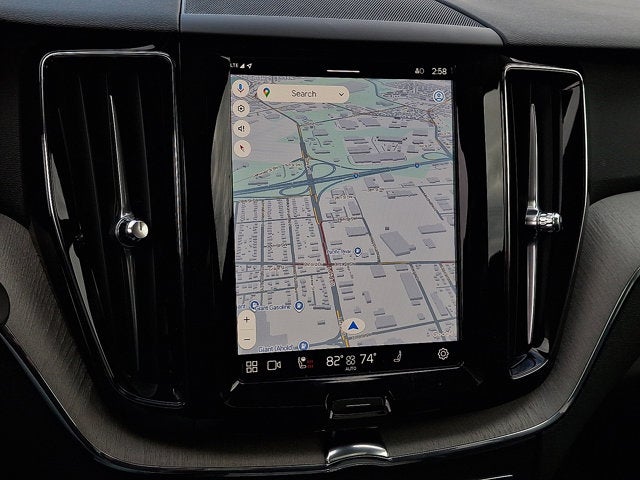 2025 Volvo XC60 Plug-In Hybrid Plus