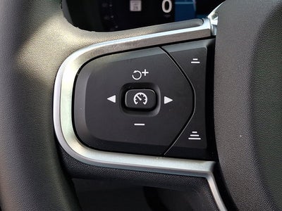 2025 Volvo XC60 Plug-In Hybrid Core