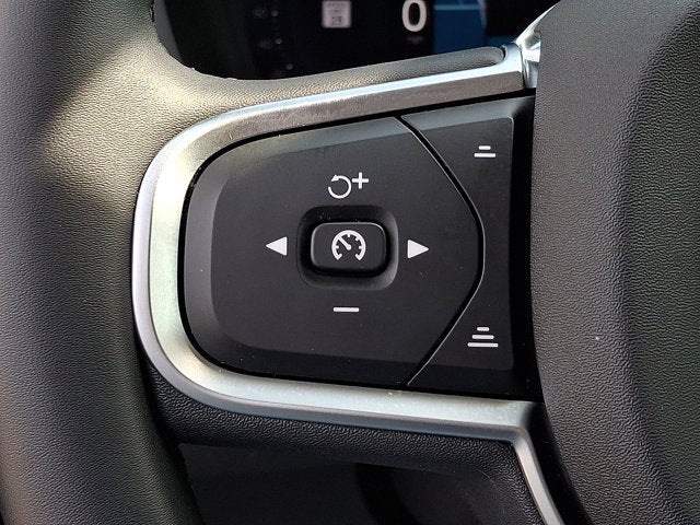 2025 Volvo XC60 Plug-In Hybrid Core