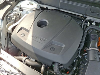 2025 Volvo XC60 Plug-In Hybrid Core