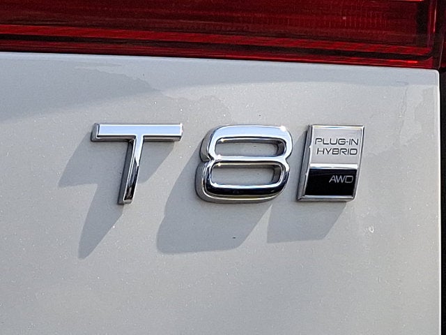 2025 Volvo XC60 Plug-In Hybrid Core
