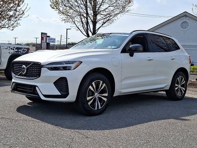 2025 Volvo XC60 Plug-In Hybrid Core