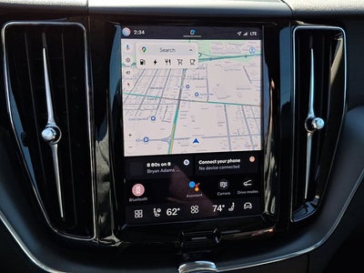 2025 Volvo XC60 Plug-In Hybrid Core