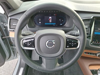 2024 Volvo XC90 Plus Bright Theme
