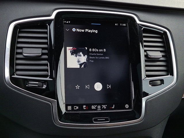 2024 Volvo XC90 Plus Bright Theme