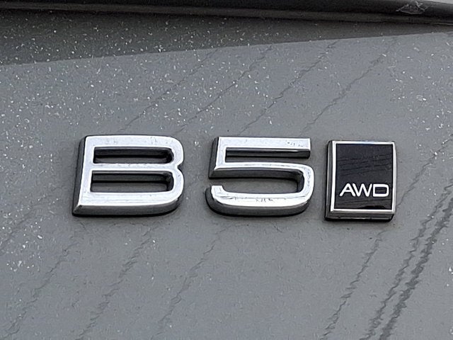 2024 Volvo XC90 Plus Bright Theme