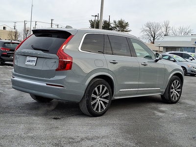 2024 Volvo XC90 Plus Bright Theme