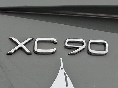 2024 Volvo XC90 Plus Bright Theme